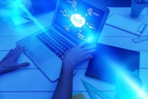 Software em nuvem e local